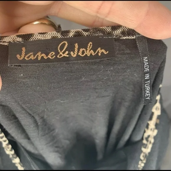 4/$35 Jane & John Top Layered sheer Animal Print - Picture 8 of 8